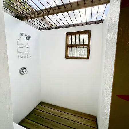 Shalom Villa Bridgetown Exterior photo